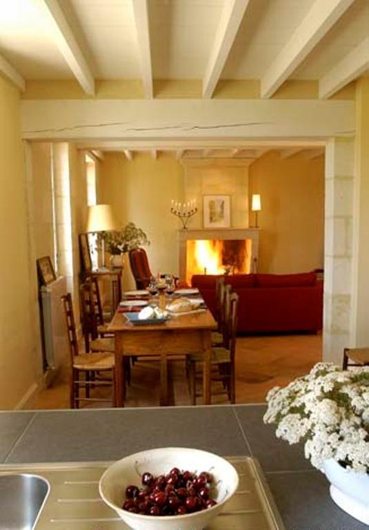 La Maison De PradierPugnac エクステリア 写真