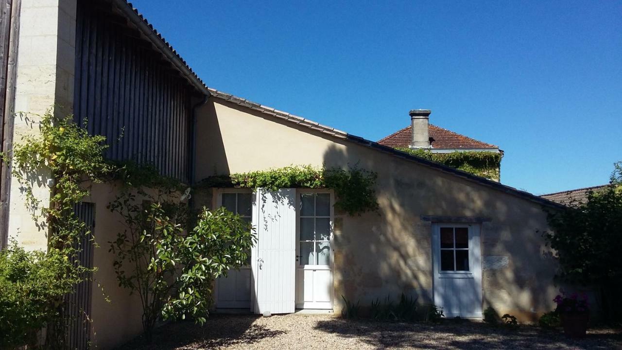 La Maison De PradierPugnac エクステリア 写真